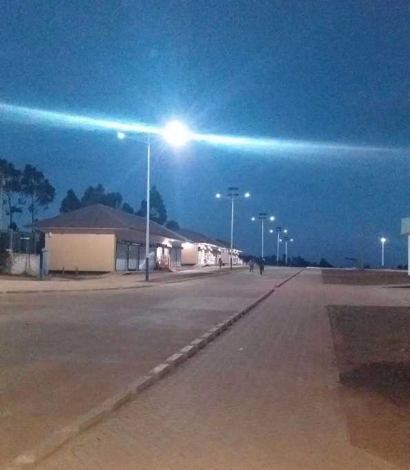 邵武市非洲科特迪瓦太阳能路灯工程